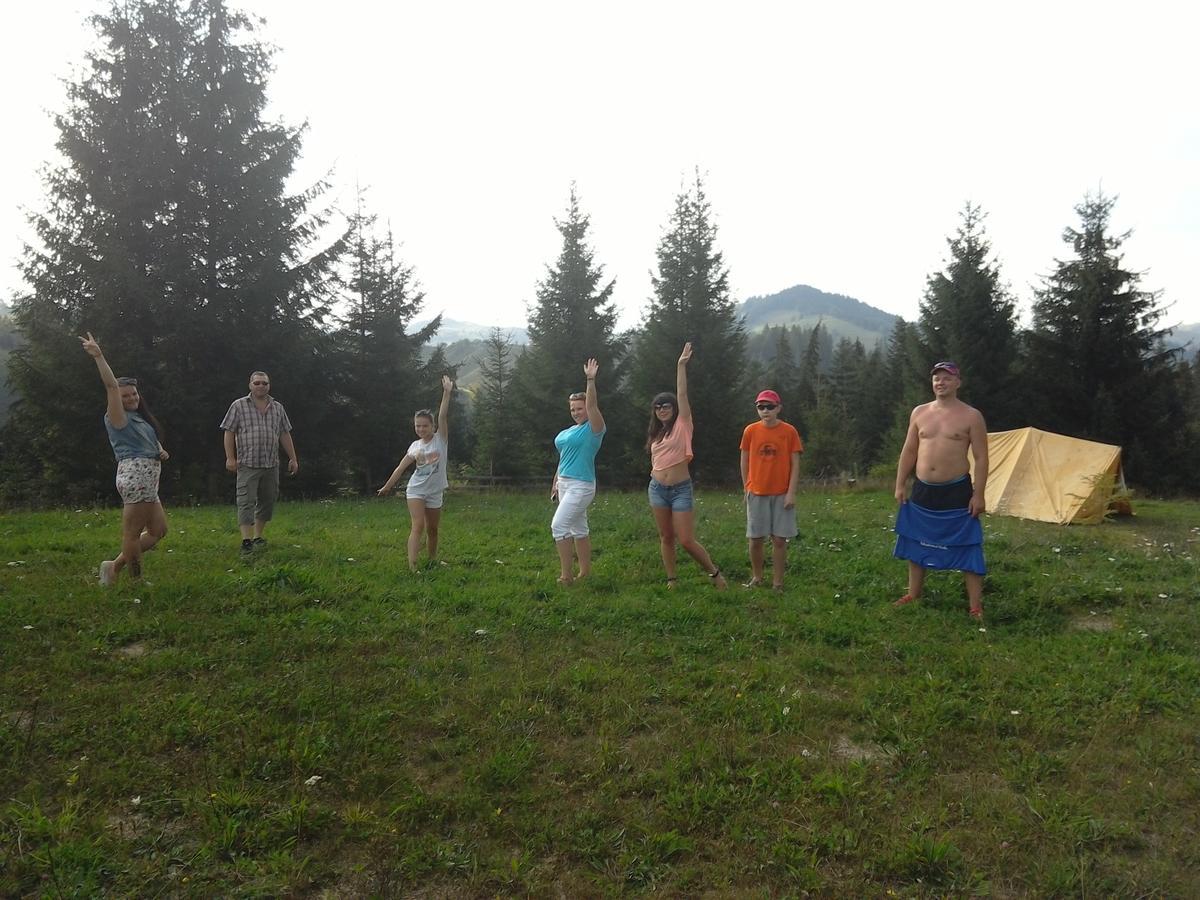 Camping Nad Karpatamy Spa Hotell Hrobyshche Exteriör bild