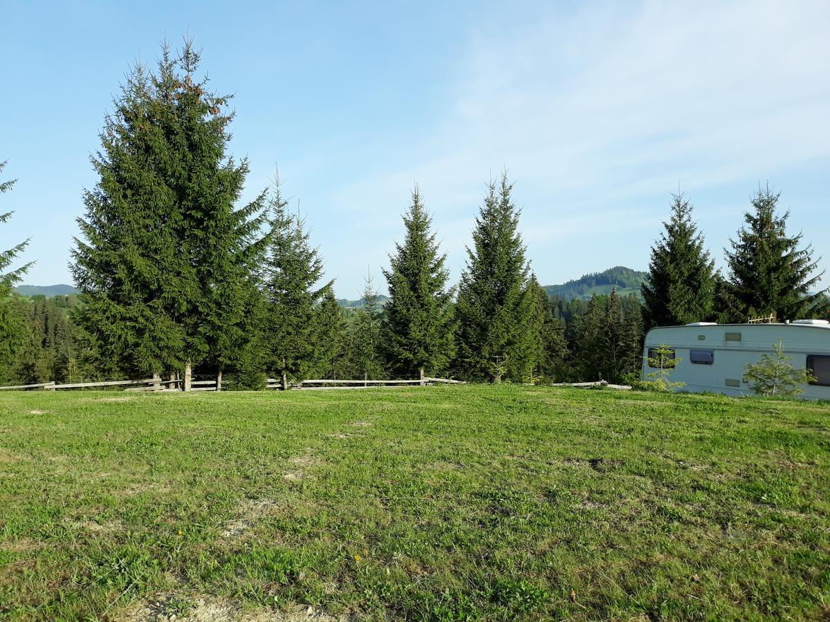 Camping Nad Karpatamy Spa Hotell Hrobyshche Exteriör bild